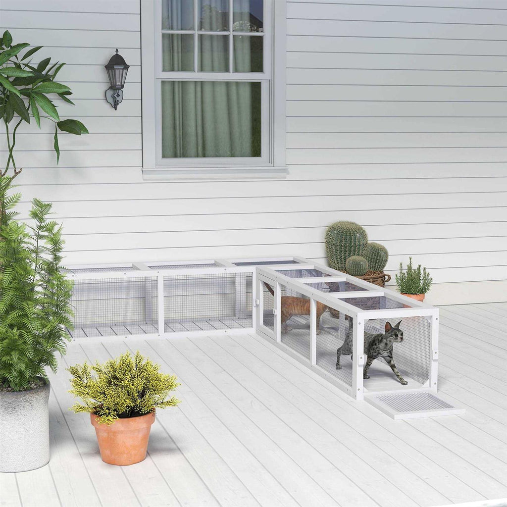 Cat Tunnel with Extendable Wooden Design for Outdoor Use P307