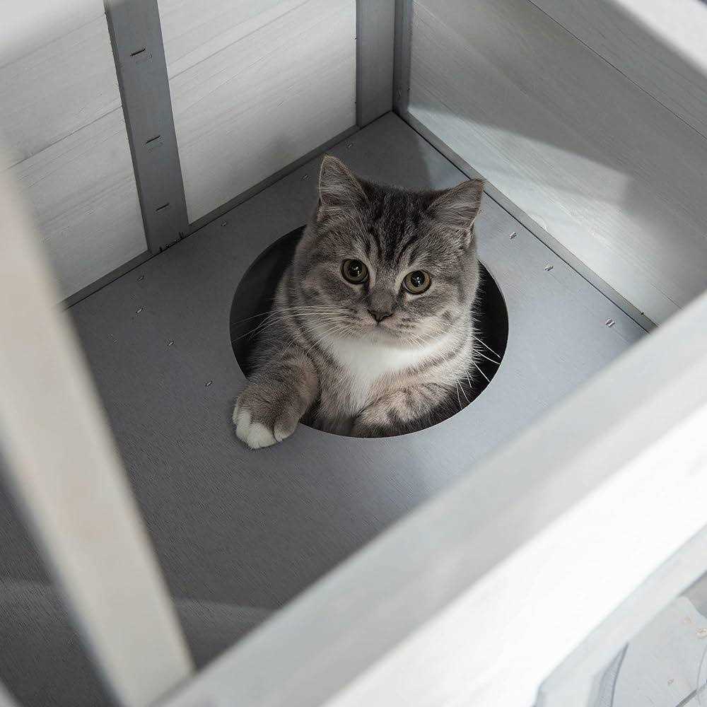 Wooden 2-Story Outdoor Cat House with Escape Door and Openable Roof Platforms U6707
