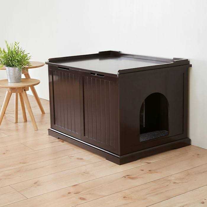 Wooden Pet House XL with Litter Box D529174