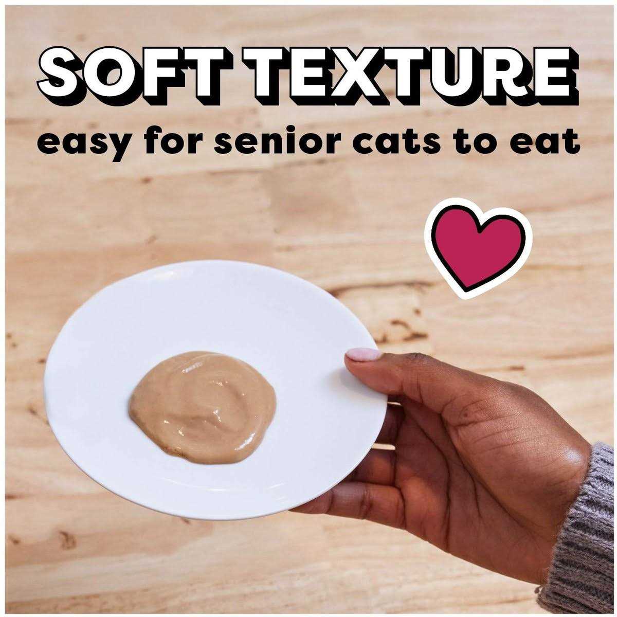 Creamy Puree Lickable Cat Treats L58637