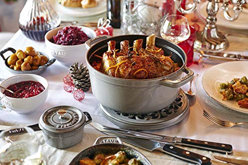 5.5 Quart Round Cocotte, Basil K233