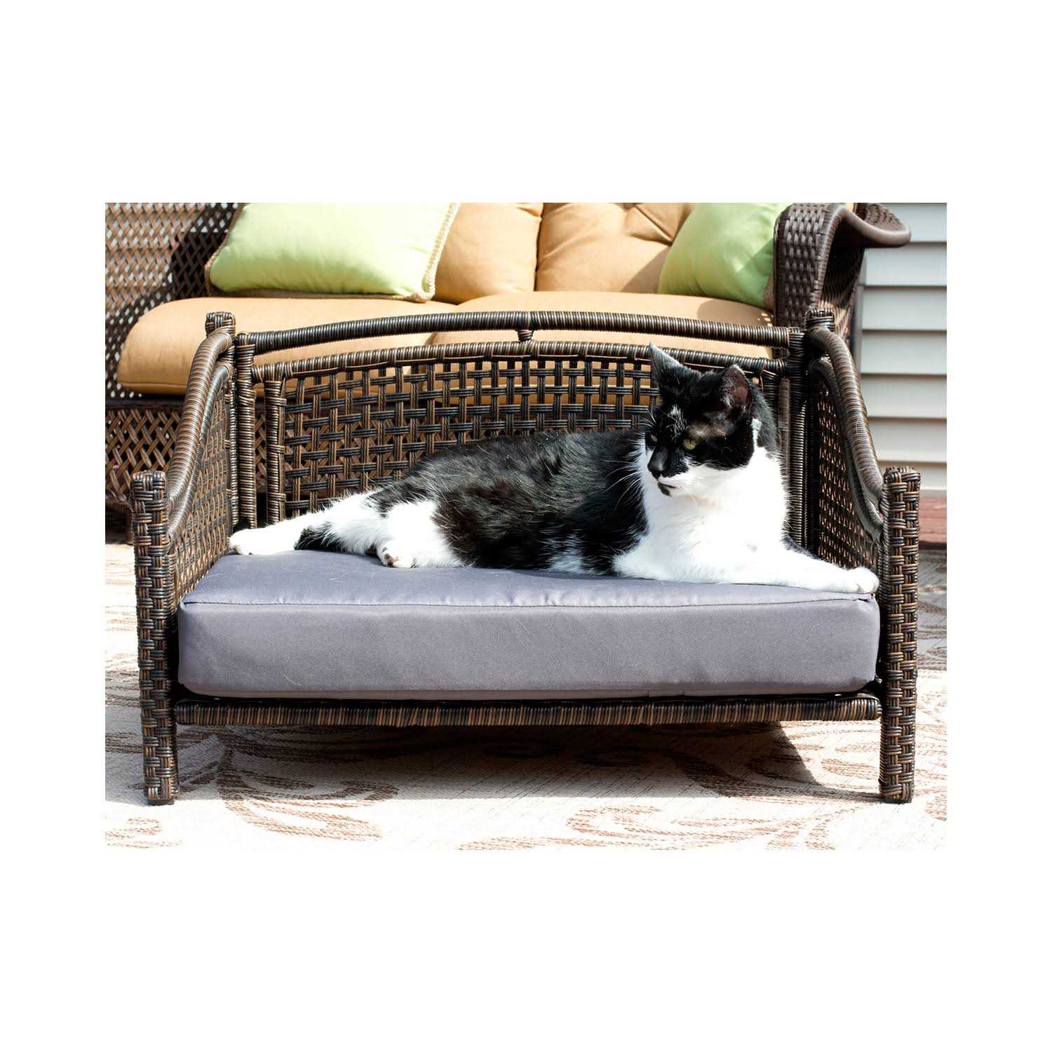 Rattan Indoor/Outdoor Pet Bed V7312