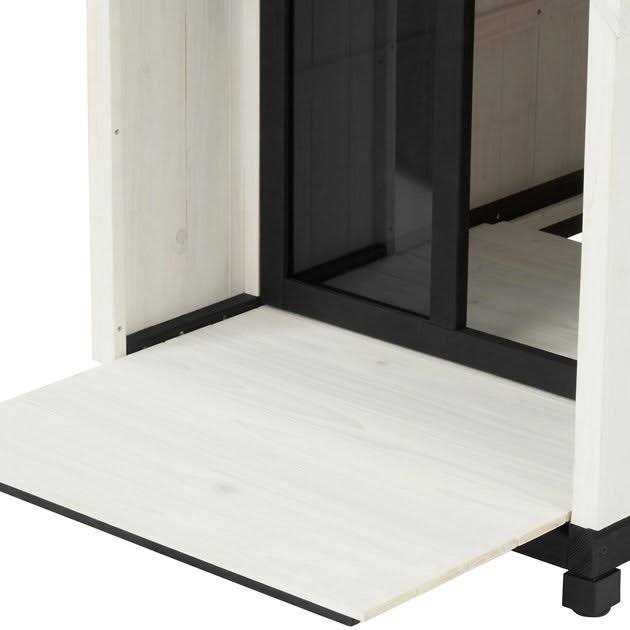 Wooden Outdoor Dog House F846923