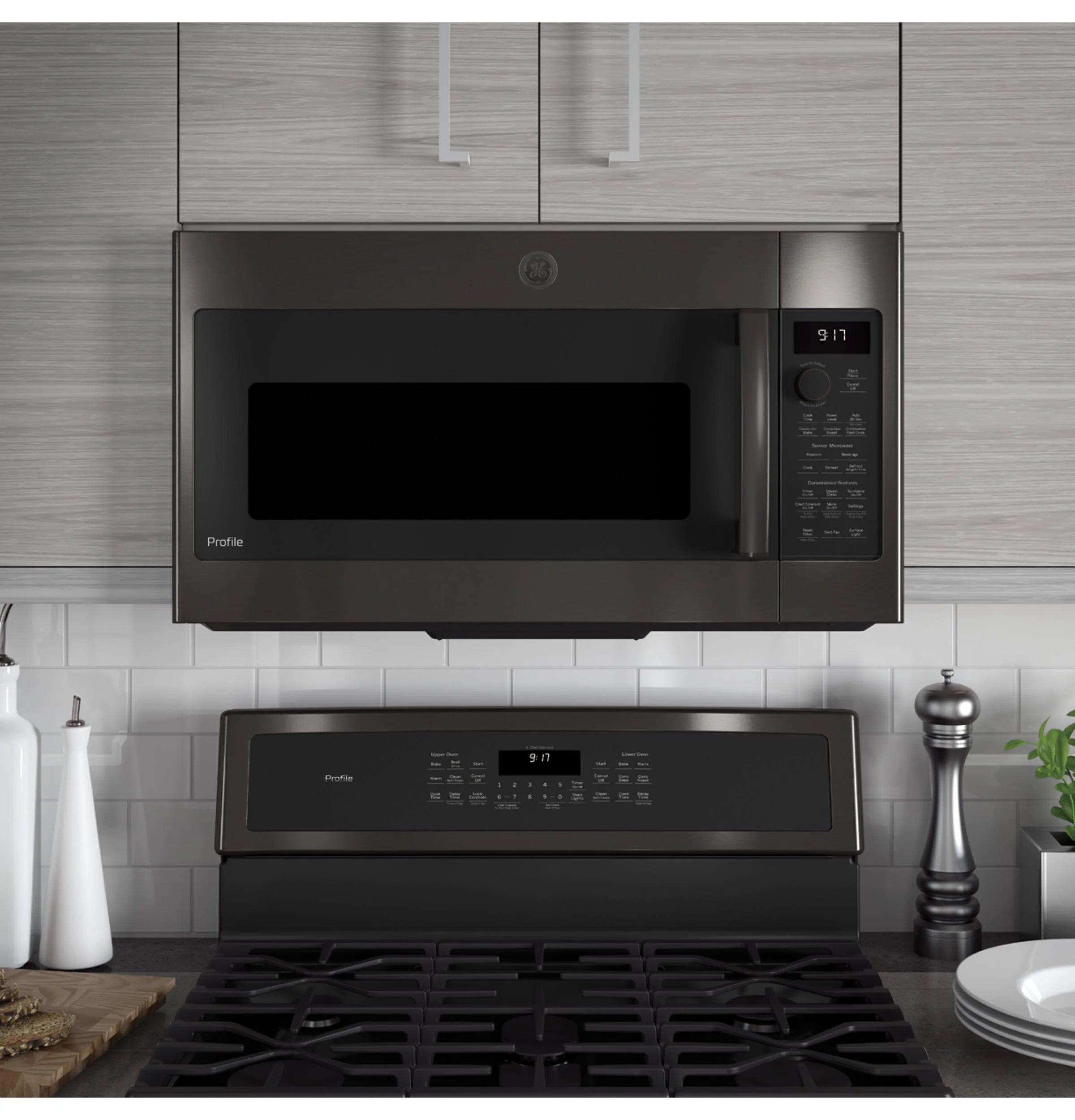 Over the range microwave stainless steel B7924