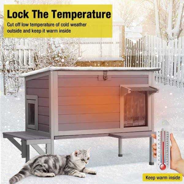 Insulated Outdoor Cat House with Warm Liner B79884
