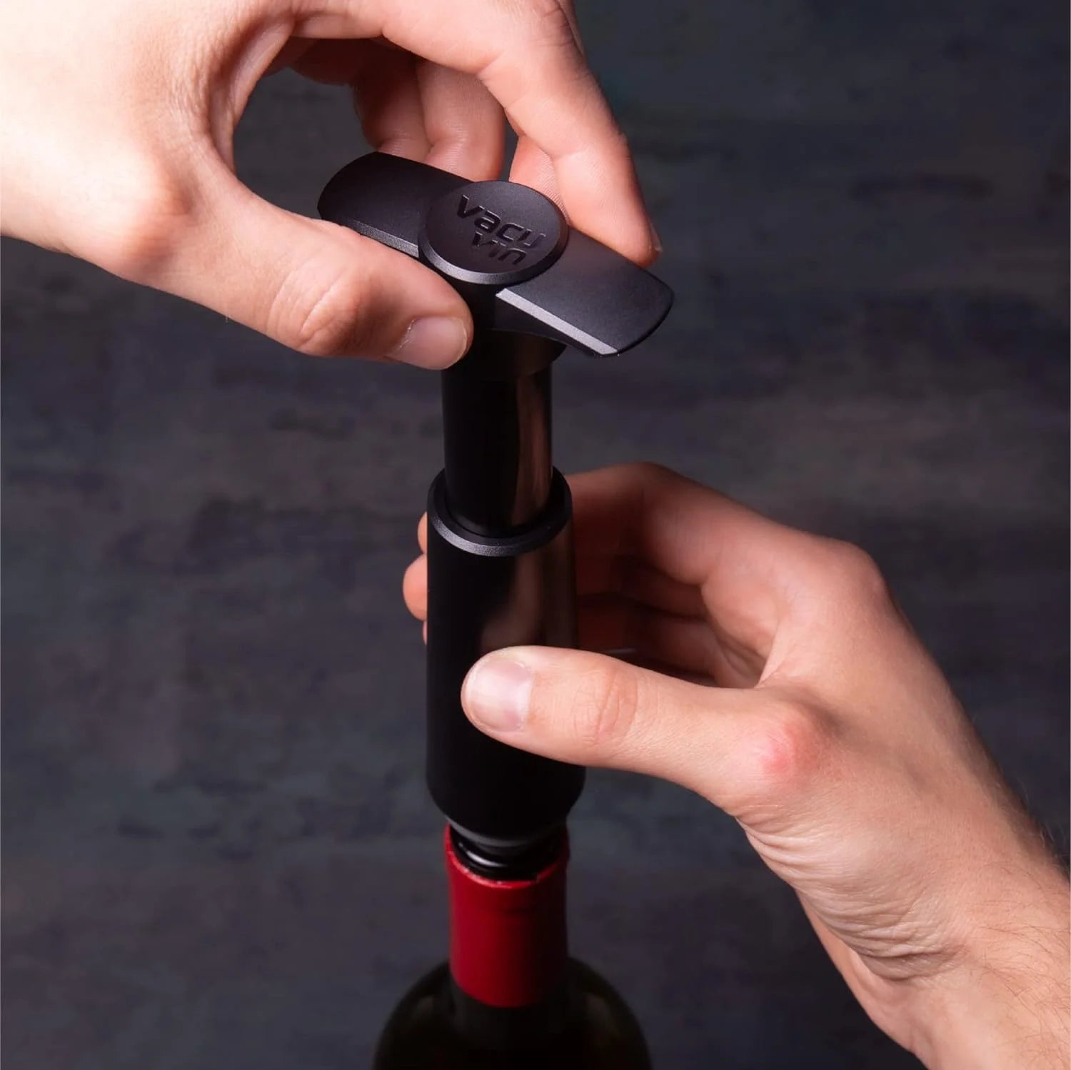 Wine Saver Pump with Vacuum Stoppers, Reusable Set of 8 W277899