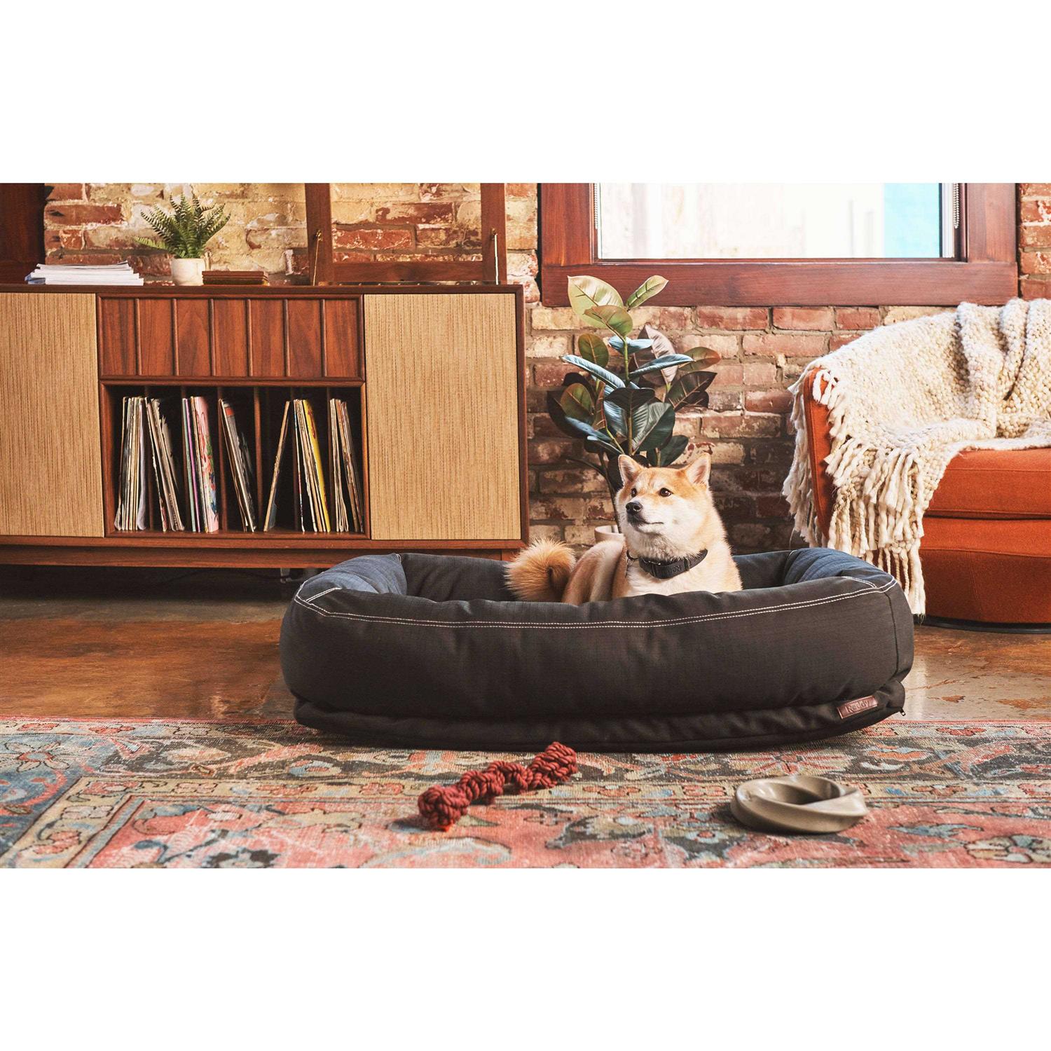 Indoor/Outdoor Dog Bed L794910