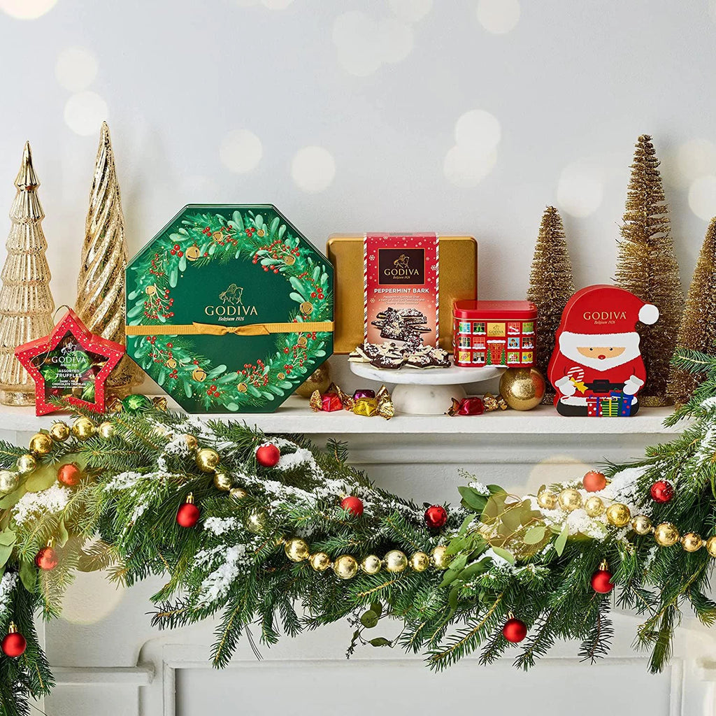 Holiday Santa Truffle Tin - 8 Piece Assorted Gourmet Chocolate Candy L9247