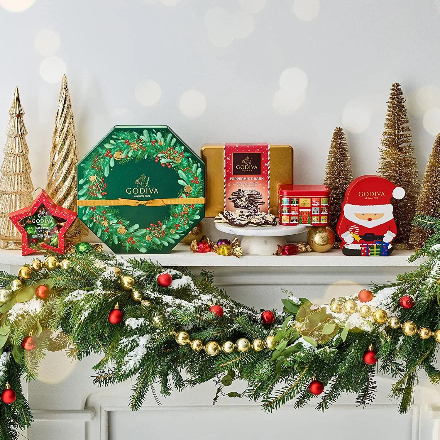 Holiday Santa Truffle Tin - 8 Piece Assorted Gourmet Chocolate Candy L9247